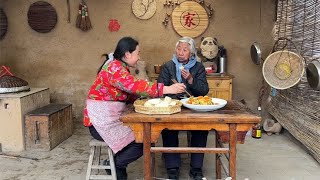 去年深埋的萝卜，挖出来蒸萝卜丝大包子吃太香了，最美人间烟火气【农村棉儿姐】