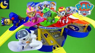 Paw Patrol Winter Rescue Parking Lot Garage Playset with Snowboard Pup Toys and Racers Vehicles
