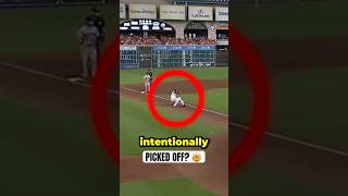 SMARTEST Base Running Play EVER 🤯