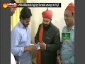 kadapa ameen peer dargah aritulla hussain meets ys jagan watch exclusive