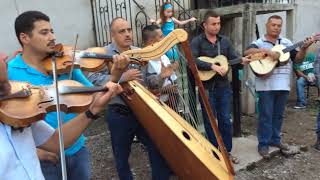 " ya despunta la mañana" canta javier contreras y Efrain Farias convivo  mayo 31 2014