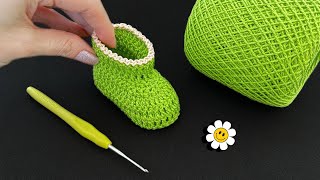 VERY EASY CROCHET BABY BOOTIES