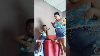 SURPREENDI A MAMÃE 🤩💃🏽🕺🏽🥳🚀 #funny #viral #ytshorts #shortsviral #comedy #shortvideo #shorts