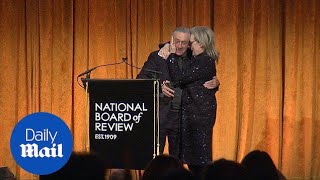 De Niro introduces Streep at the National Board Of Review Awards - Daily Mail