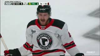 Pier-Olivier Roy marque le but victorieux qui donne le trophée Gilles-Courteau aux Remparts!