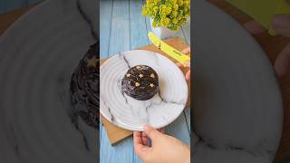 Christmas Chocolate Cake #shortvideo #viralvideo #chocolate #cookingvlog #food #christmascake#foodie