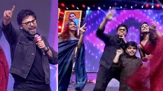 Venkatesh Singing Superb Performance with Meenakshi Chaudhary \u0026 Aishwarya Rajesh  | Filmyfocus.com