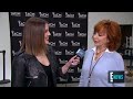 reba mcentire s wardrobe change secrets e red carpet u0026 award shows