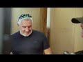 paul tries fantastic burger from film world famous biker s tavern paul hollywood goes to hollywood