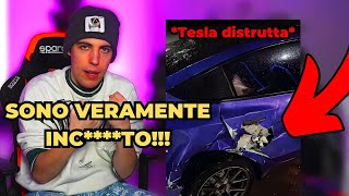 I parcheggiatori abusivi bucano la Tesla di Grenbaud