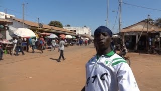 Gambia - Serekunda - Kachikally - Bakau