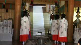 桜ヶ岡八幡神社　浦安の舞　2012.04.29