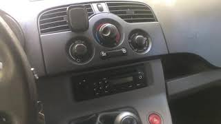 Renault kangoo 2 2009 рік, carav 22-1218 установка перехідної рамки, магнітола 2 din. Магнитола 2din