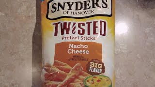 NEW From Snyder's Of Hanover Twisted Pretzel Sticks Nacho Cheese!🌶