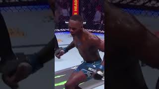 Israel Adesanya en mode \