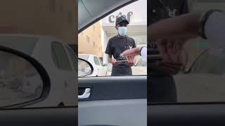 سعودي يصدم عامل القهوة راب ونسى الطلب 😂👏🏻 | راب أبداع 🤩❤️.