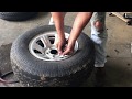 How to Mount and Dismount a Tire from the Rim