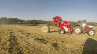 Heu Rundballen pressen, McCormick MTX 140 Lely RP 445, Lohnbetrieb Helten