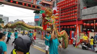 路過板橋慈惠宮巧遇進香團~舞龍