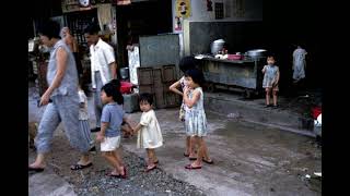 30 Amazing Color Photographs That Capture Daily Life in Hong Kong in the 1960s