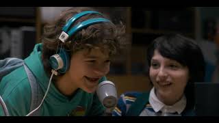 Boys Play With The Heathkit Ham Shack Radio - Stranger Things 1x01 Scene