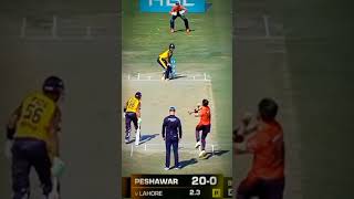 Saim ayub vs Shaheen😈 #cricket #psl #lahoreqalandars #peshawarzalmi #shorts
