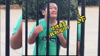 勁爆搞笑系列~人類身邊隱藏着的天生“主角”~~~勁爆搞笑，爆笑，情侶惡搞，開心幽默。