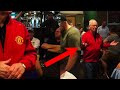 When a Man United fan walks into a Leeds United bar ...