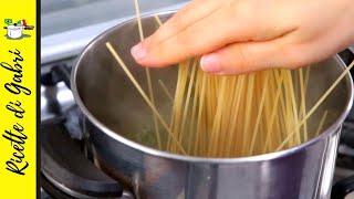 FAST AND DELICIOUS PASTA! CHEAP RECIPE DO NOT THROW THE BROCCOLI LEAVES - Gabri's recipes