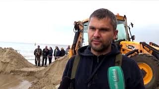 Stegna. Samolot z II Wojny Światowej odnaleziony na plaży.