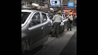 Pak Suzuki Stops Car, Bike Production In Pakistan | MoneyCurve | Dawn News English
