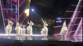 张艺凡 创造营2020 硬糖少女 车祸现场 徐艺洋卡八（视频最右边）Zhang Yifan Seventh accident scene (Right in the video) จางอี้ฟาน