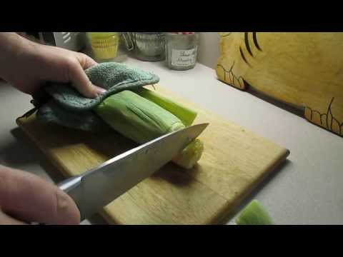 Corn on the Cob in a Microwave Oven Corn on the Cob in a Microwave Oven