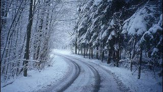 Manali to Jana Waterfall via Naggar Castle in Snowfall, India's Most Beautiful Road Trip - Episode10