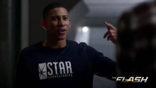 Wally West finally becomes Kid Flash (Spoilers) 3x07 - \