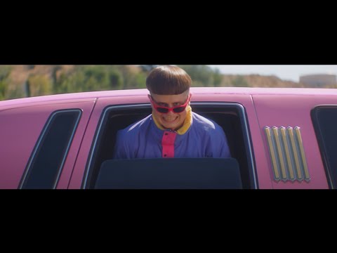 Oliver Tree – Cash Machine [Official Music Video]