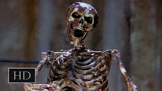 Очень страшное кино 2 (2001) - Это же скелет