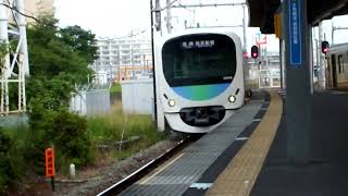 【西武鉄道】30000系スマイルトレイン　拝島駅