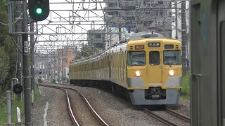 【2403Fを撮影していたら大事なところで…】西武新宿線2000系2403F+2061F急行本川越行き 航空公園駅到着！！！＆西武新宿線30000系30105F急行西武新宿行き 航空公園駅発車！！！