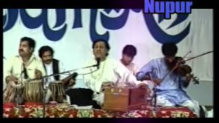 Humko Kisi Ke Gham Ne Maara   Ghulam Ali   Ghazal Songs   Mehfil Mein Baar Baar   YouTube