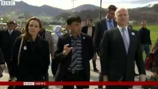 Angelina Jolie and Hague visit Bosnia in campaign against sexual violence