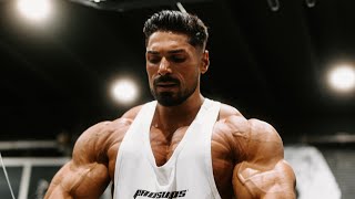 Insane chest pump.