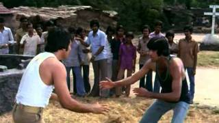 Amar Akbar Anthony - Action Scene - Amitabh Bachchan - Amar Beats Anthony Black And Blue