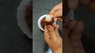 ఫ్రస్ట్ టైం ఈ rambutan ఫ్రూట్ తిన్నాం taste 😍👍👌#youtubeshorts#food#rambutan#viral#