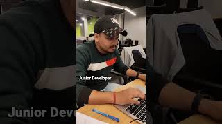 Senior Developer Vs. Junior Developer!