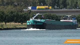 Mehrere Schiffe auf dem Amsterdamer Rheinkanal | Binnenschifffahrt