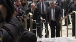 Weinstein arrives at court, McGowan lashes out