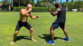 One Punch Man VS Black Panther (Yoga VS Bodybuilding)