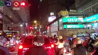 台北地下街Y27出入口媒體，北門站處，人潮、車潮流量大 / 觀光景點推薦:潮境智能海洋館