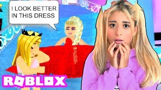 I Didn T Know My Roomate Was A Prince Roblox Royale High - my twin sister stole my dress roblox royale